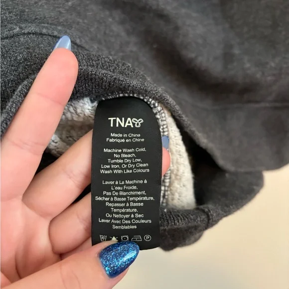 Size XXS TNA Dark Grey / Black Pullover Sweater. - Picture 5 of 5